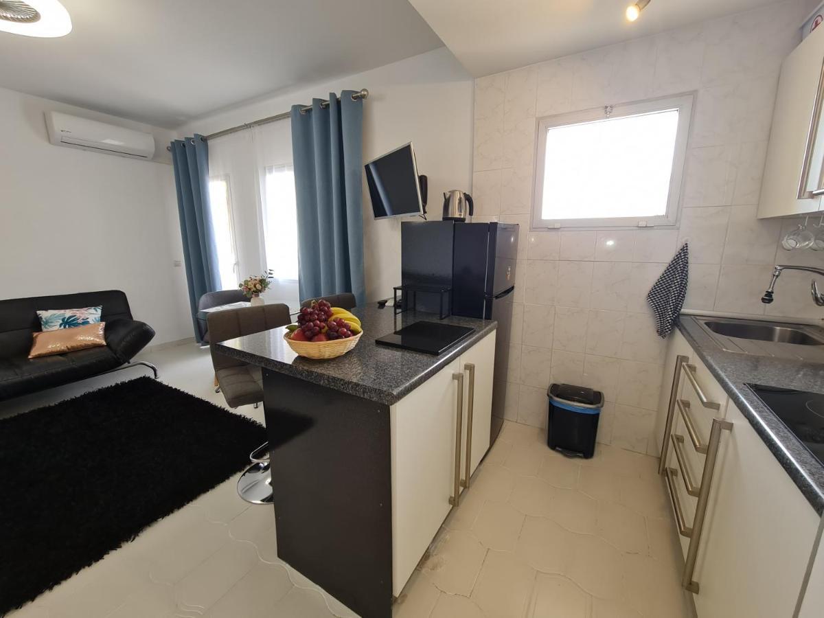 Precioso Apartamento Con Piscinas Y Vistas Al Mar. Benalmadena Exterior photo